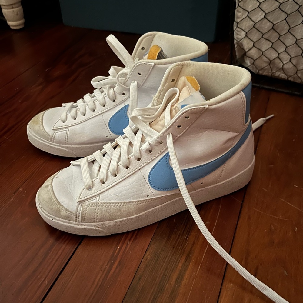 NIKE BLAZER HIGH TOPS